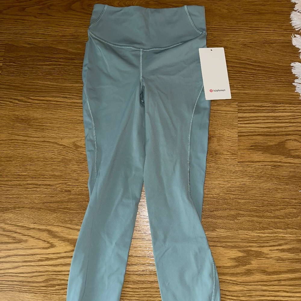 Lululemon Base Pace HR Crop 23”